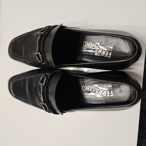 Salvatore Ferragamo Men's Black Loafers size 9.5